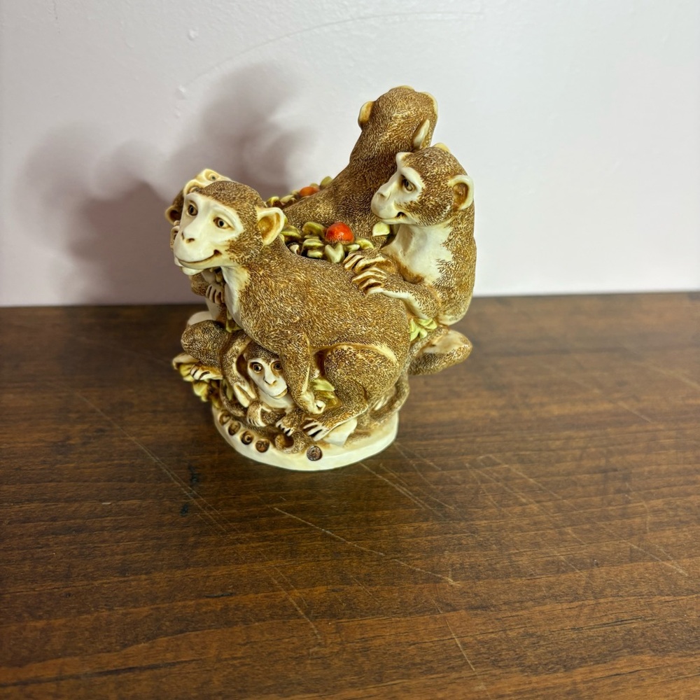 💚Harmony Kingdom Monkey Family Trinket Box